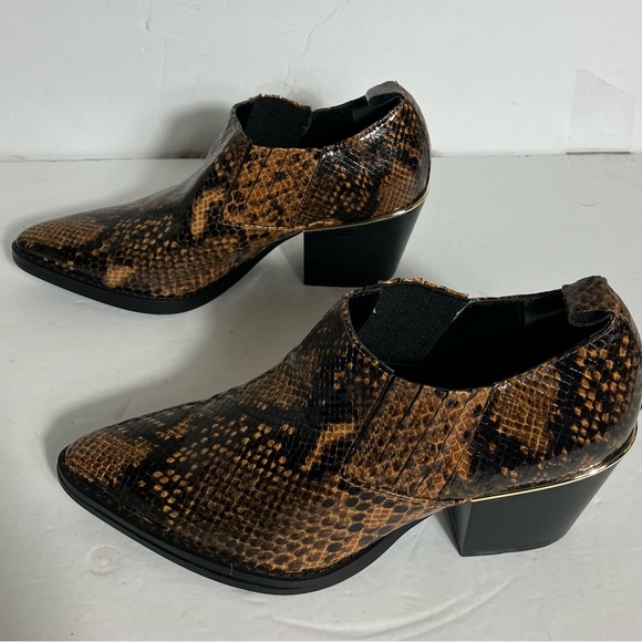 Bleecker & Bond Lydia Brown Snakeskin Ankle Bootie NWOT - Picture 1 of 8